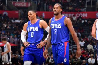 边路进攻中 边路进攻中