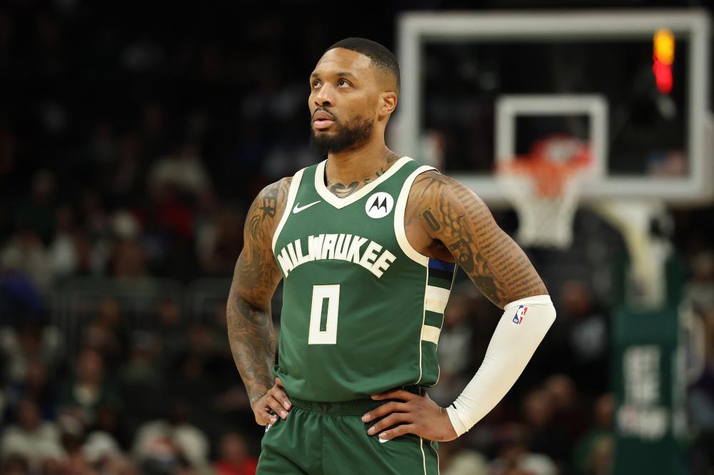 通过中场的 通过中场的