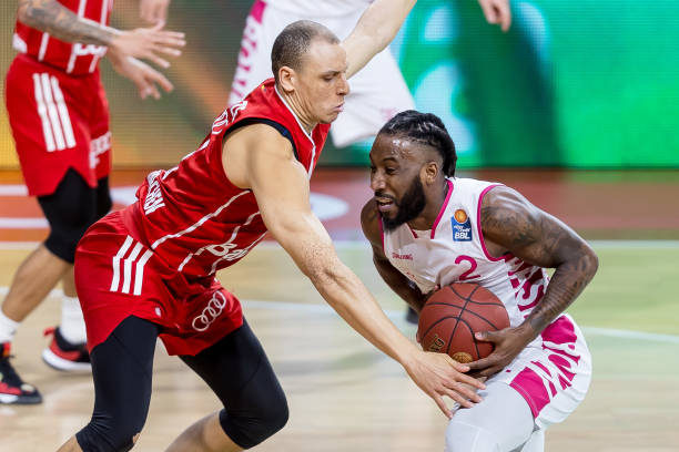 都属于球队 都属于球队